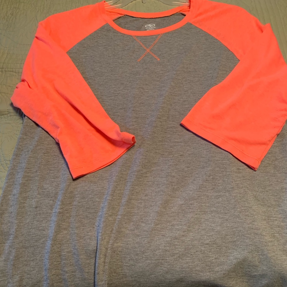 Baseball style tee